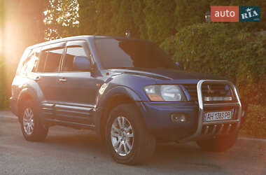 Mitsubishi Pajero  2000