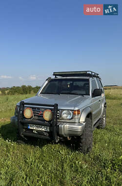 Mitsubishi Pajero  1992