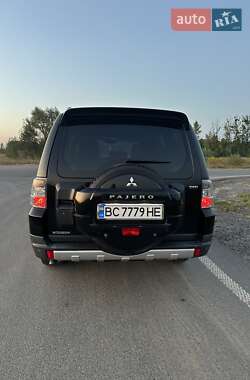 Mitsubishi Pajero 2007