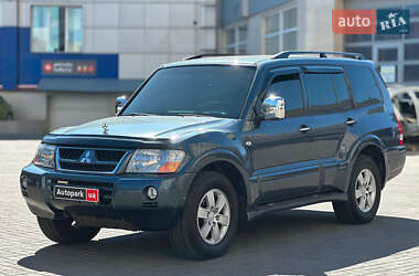 Mitsubishi Pajero 2006