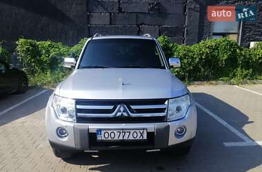 Mitsubishi Pajero  2008