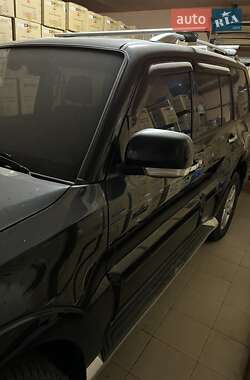 Mitsubishi Pajero  2008