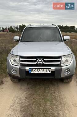 Mitsubishi Pajero 2007