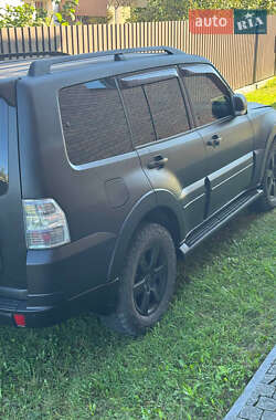 Mitsubishi Pajero  2008