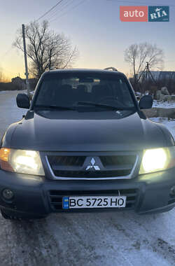 Mitsubishi Pajero  2006
