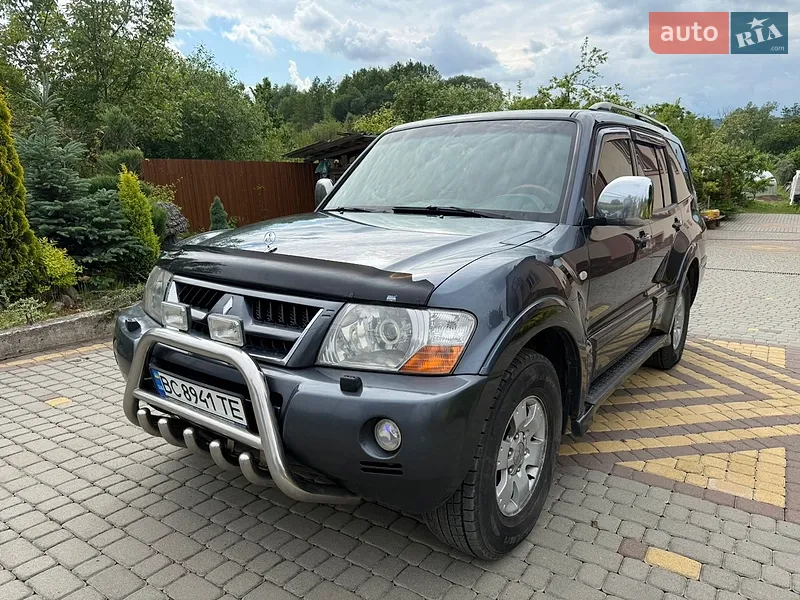Mitsubishi Pajero 2006