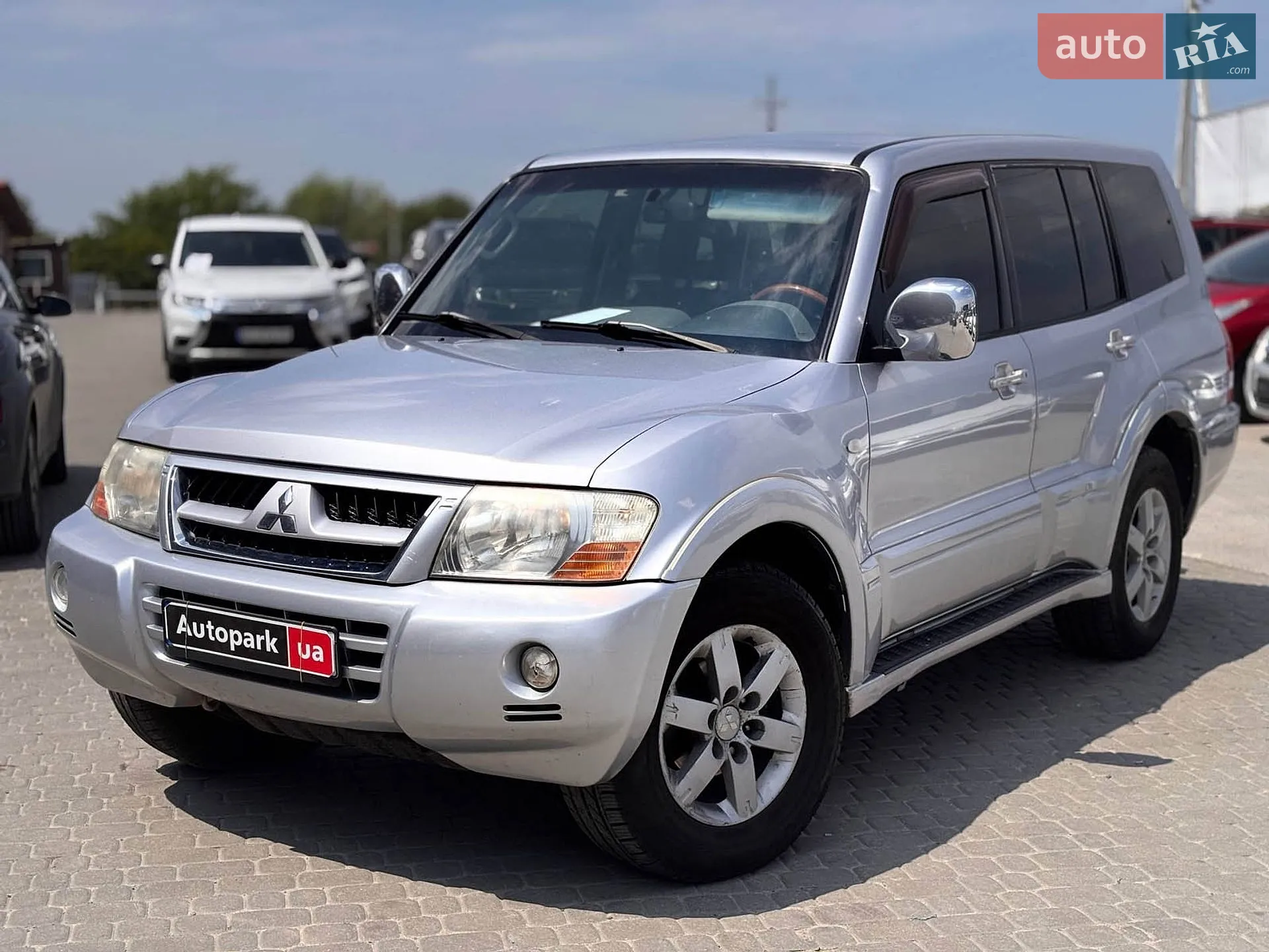 Mitsubishi Pajero 2008 VIN JMYLRV93W8J730746 фото оголошення 3 з 23