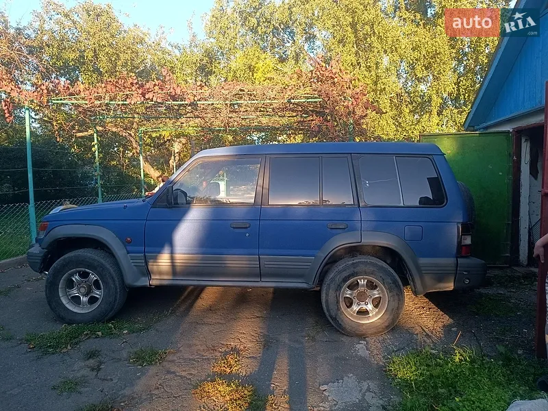 Mitsubishi Pajero 1995