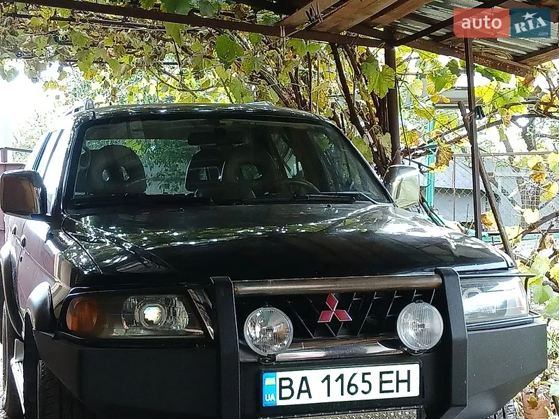 Mitsubishi Pajero 2000