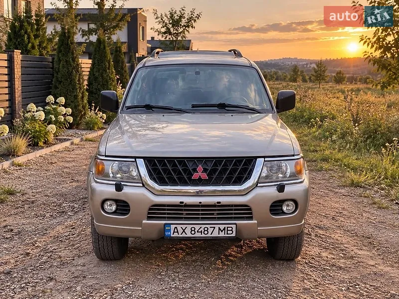 Mitsubishi Pajero 2002
