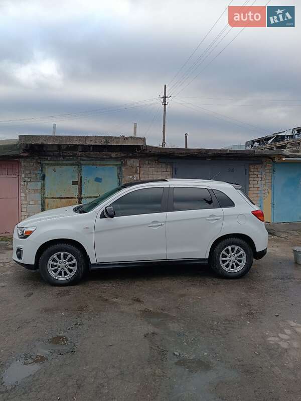 Mitsubishi RVR