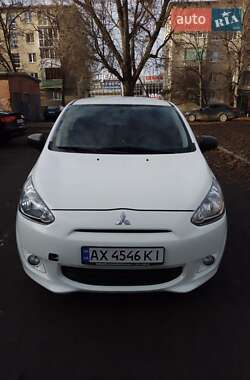 Mitsubishi Space Star  2014
