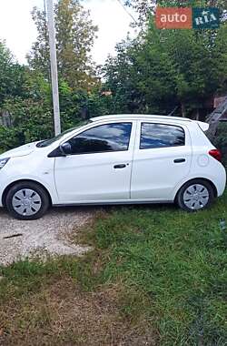 Mitsubishi Space Star  2015