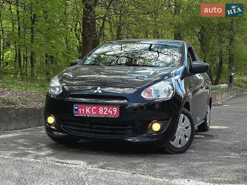 Хетчбек Mitsubishi Space Star