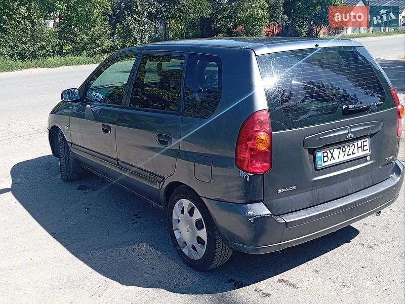 Mitsubishi Space Star 2004