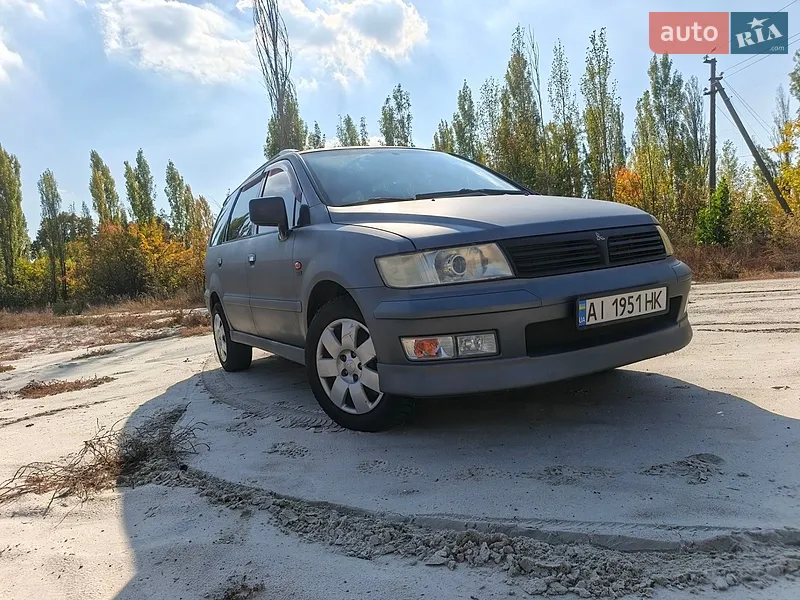 Mitsubishi Space Wagon