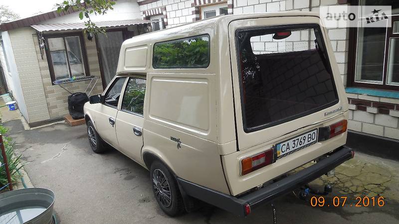 moskvich-azlk_2901__163429312fx.jpg