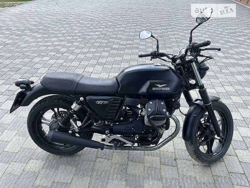 Мото Moto Guzzi V7 Special