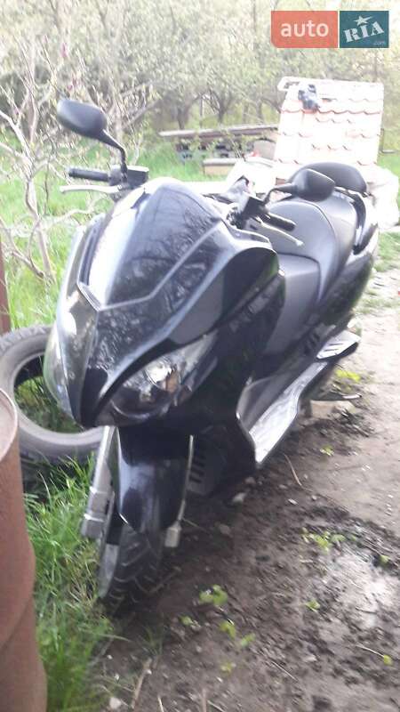 Грузовые мотороллеры, мотоциклы, скутеры, мопеды