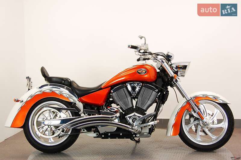 Мотоцикл Кастом