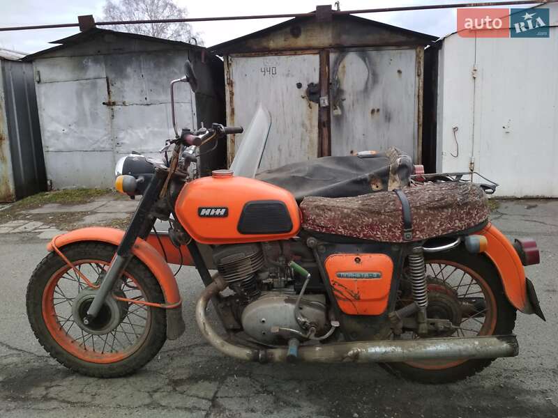 Мотоцикл з коляскою