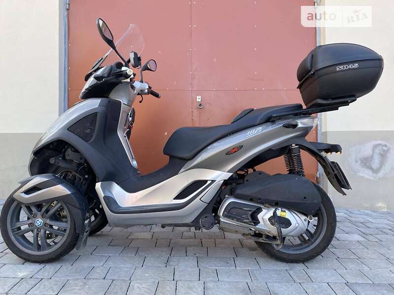 Трайк Piaggio