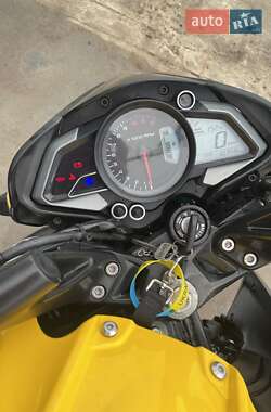 Ціни Bajaj Мотоцикл Без обтікачів (Naked bike)