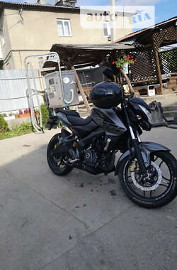 Ціни Bajaj Мотоцикл Без обтікачів (Naked bike)