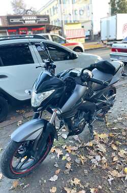 Ціни Bajaj Мотоцикл Без обтікачів (Naked bike)