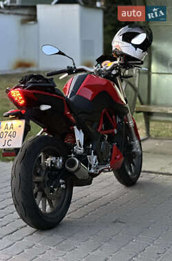 Ціни Benelli Мотоцикл Без обтікачів (Naked bike)