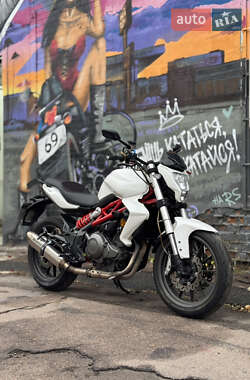 Ціни Benelli Мотоцикл Без обтікачів (Naked bike)
