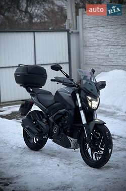 Ціни Bajaj Dominar D400 Мотоцикл Без обтікачів (Naked bike)