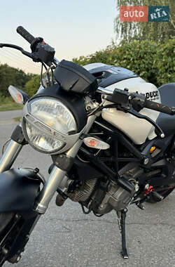 Ціни Ducati Мотоцикл Без обтікачів (Naked bike)