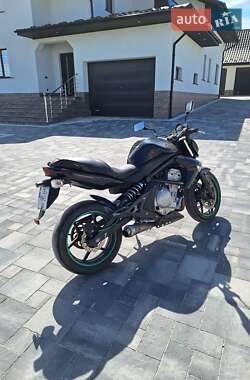 Цены Kawasaki Мотоцикл Без обтекателей (Naked bike)