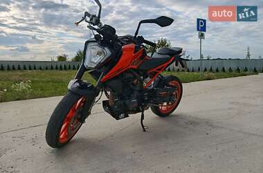 Ціни KTM Мотоцикл Без обтікачів (Naked bike)