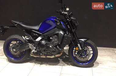 Цены Yamaha MT-09 Мотоцикл Без обтекателей (Naked bike)