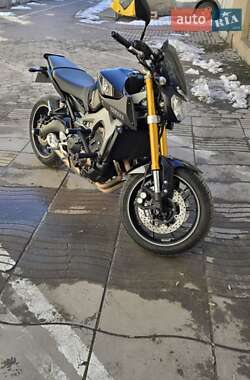 Цены Yamaha MT-09 Мотоцикл Без обтекателей (Naked bike)