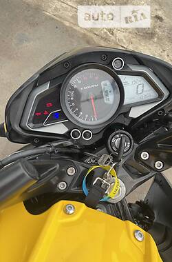 Цены Bajaj Pulsar NS200 Мотоцикл Без обтекателей (Naked bike)