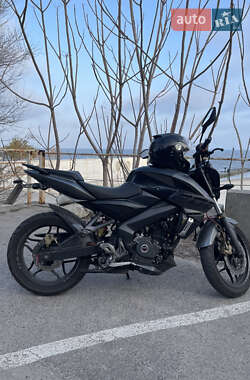 Цены Bajaj Pulsar NS200 Мотоцикл Классик