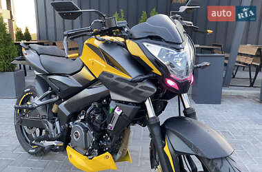 Цены Bajaj Pulsar NS200 Мотоцикл Классик