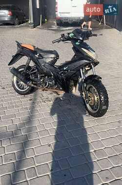 Ціни Spark Мотоцикл Классік