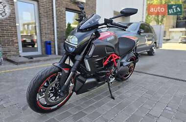 Ціни Ducati Мотоцикл Круізер