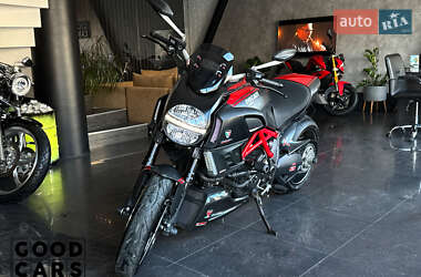 Ціни Ducati Мотоцикл Круізер