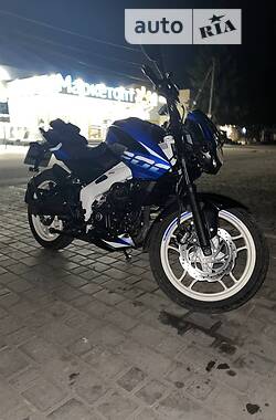 Ціни Bajaj Мотоцикл Спорт-туризм