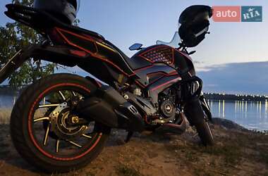 Ціни Bajaj Мотоцикл Спорт-туризм