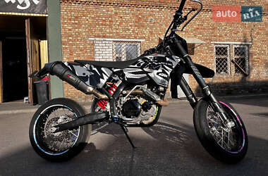 Цены KTM Мотоцикл Супермото (Motard)