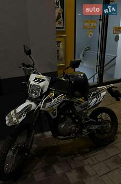 Ціни BSE Мотоцикл Позашляховий (Enduro)