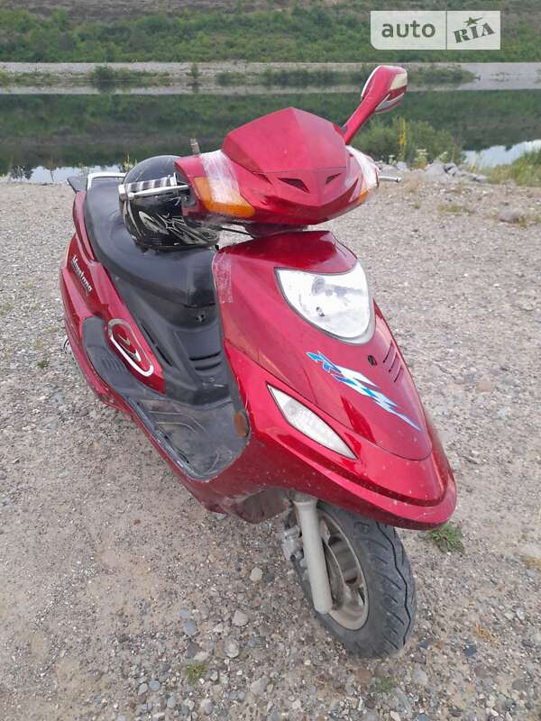 Скутер Musstang MT-125