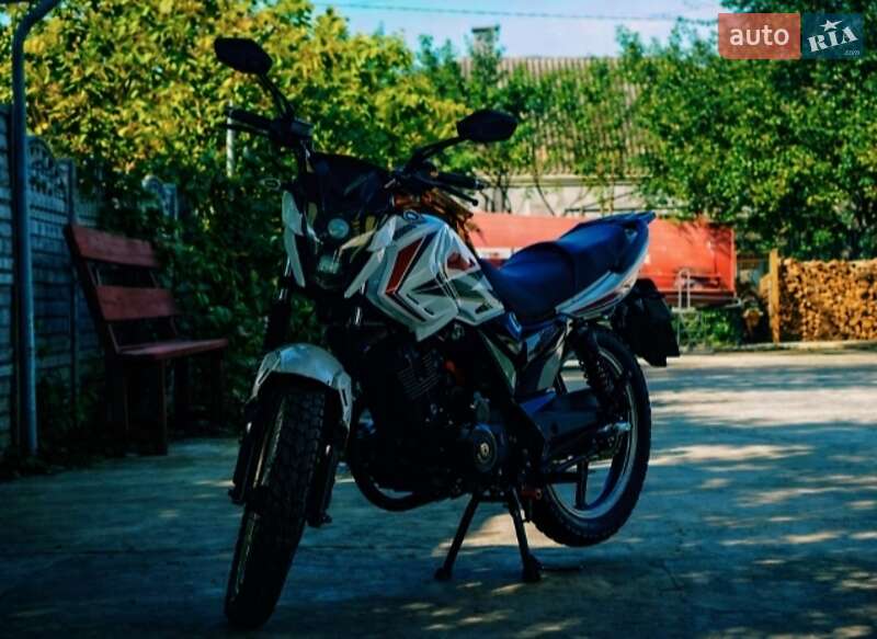 Мотоцикл Классик Musstang MT 200-8