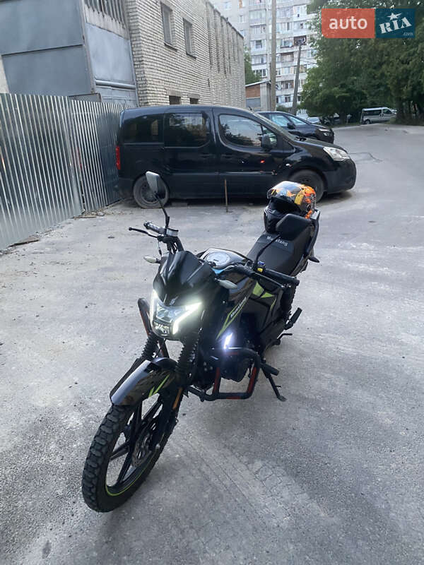 Мотоцикл Спорт-туризм Musstang MT 250 Region